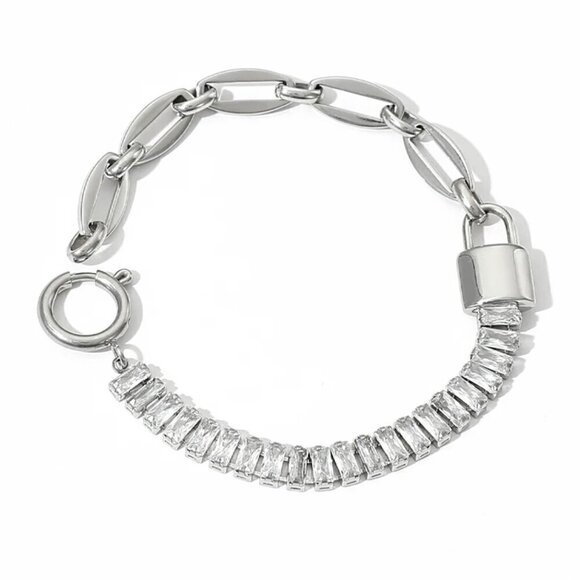 NWT Lock Charm Bracelet 14K White Gold Plated CZ Links 7” - Picture 1 of 10